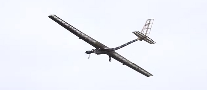 Avião da SAE Brasil 2016.